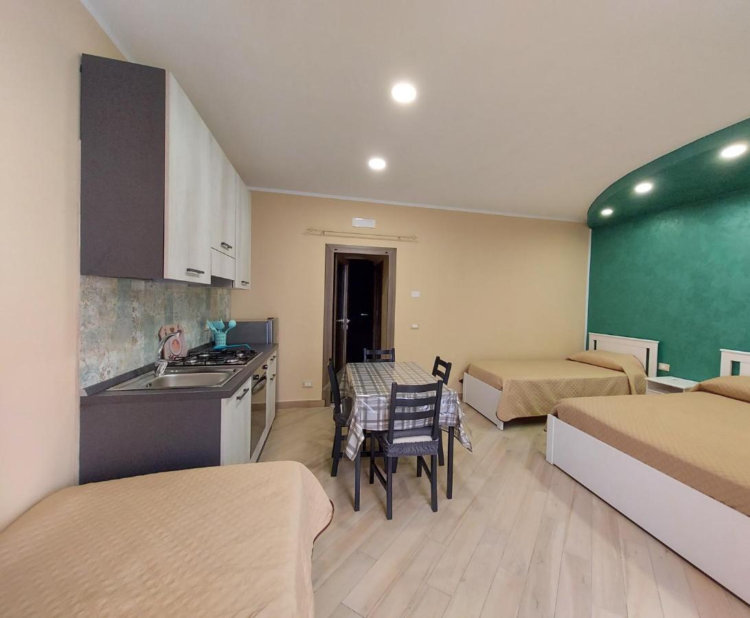 Parsifal Family Room Campofelice Di Roccella Exterior photo